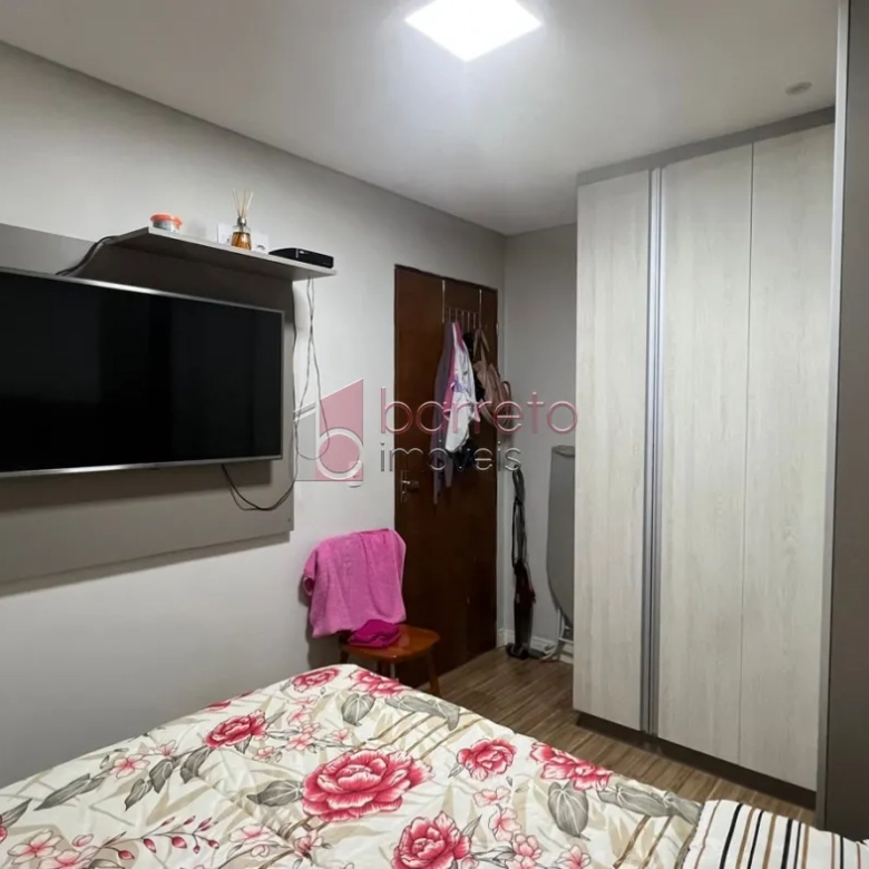 CASA COM EDÍCULA À VENDA NO BAIRRO ELOY CHAVES – JUNDIAÍ/SP