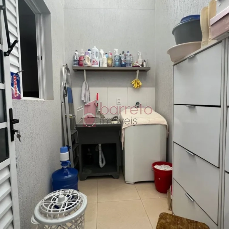 CASA COM EDÍCULA À VENDA NO BAIRRO ELOY CHAVES – JUNDIAÍ/SP