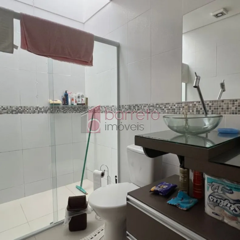 CASA COM EDÍCULA À VENDA NO BAIRRO ELOY CHAVES – JUNDIAÍ/SP