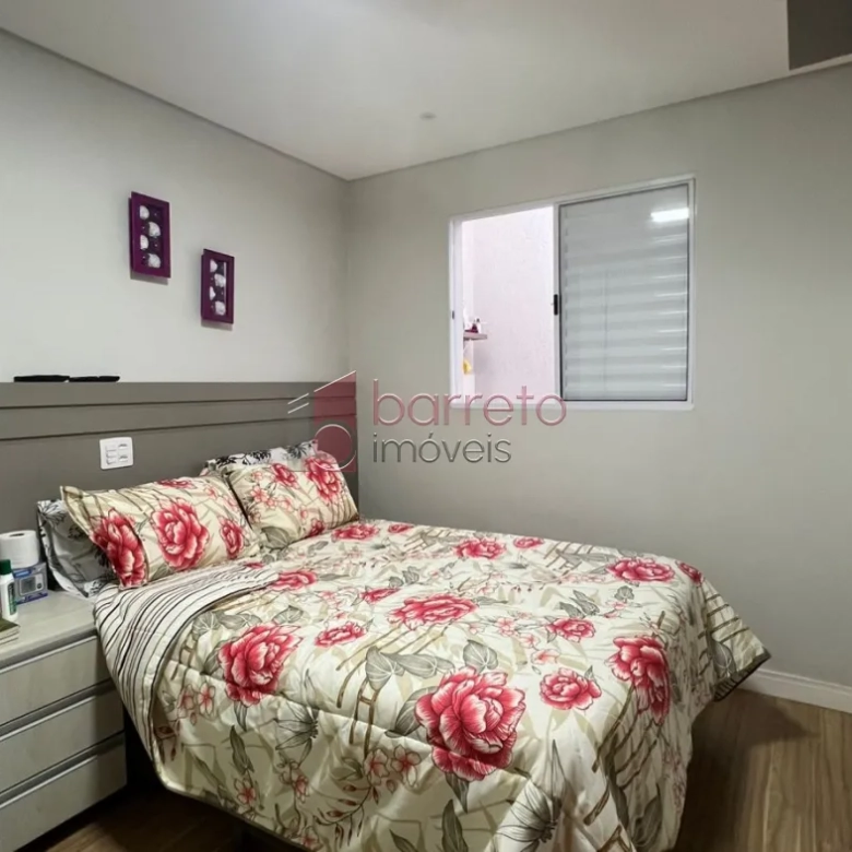 CASA COM EDÍCULA À VENDA NO BAIRRO ELOY CHAVES – JUNDIAÍ/SP