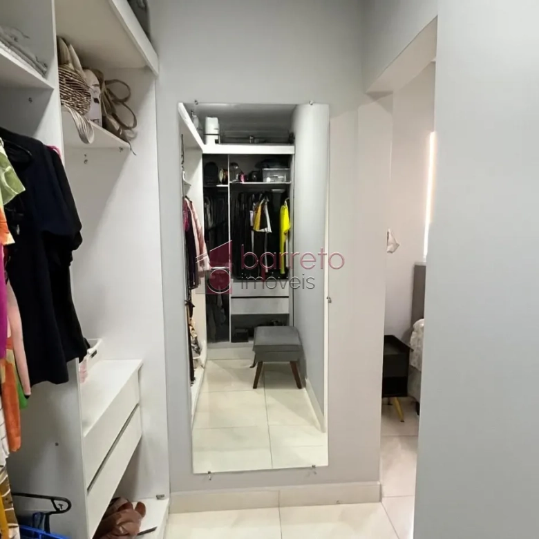 CASA COM EDÍCULA À VENDA NO BAIRRO ELOY CHAVES – JUNDIAÍ/SP