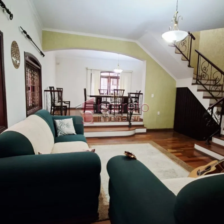 SOBRADO À VENDA NO BAIRRO VILA GALVÃO – JUNDIAÍ/SP