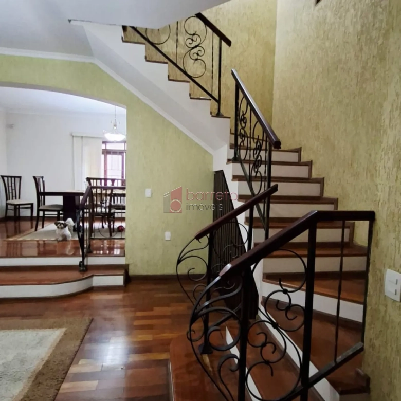 SOBRADO À VENDA NO BAIRRO VILA GALVÃO – JUNDIAÍ/SP