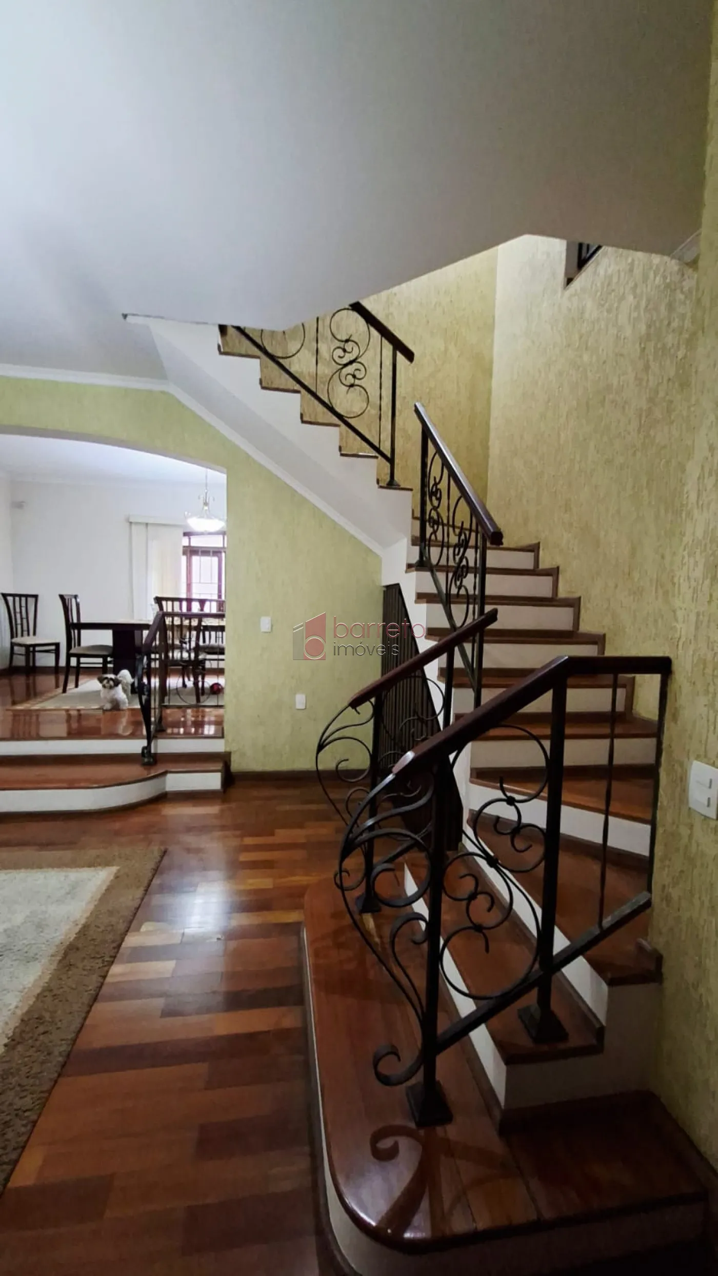 SOBRADO À VENDA NO BAIRRO VILA GALVÃO – JUNDIAÍ/SP