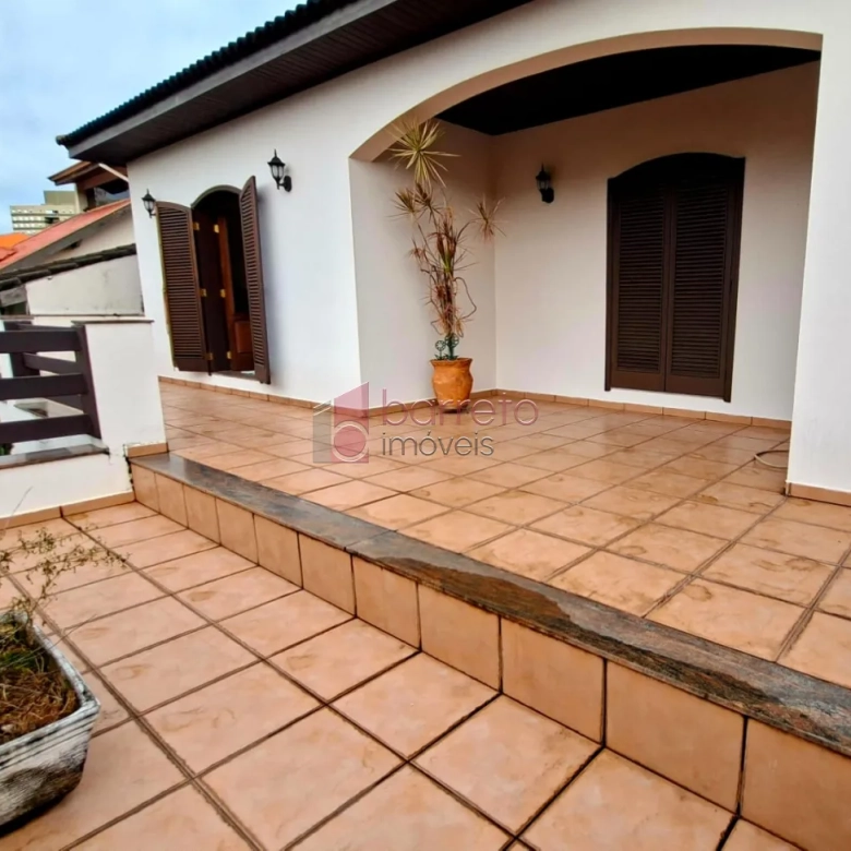 SOBRADO À VENDA NO BAIRRO VILA GALVÃO – JUNDIAÍ/SP