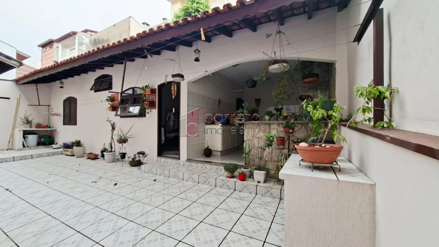 SOBRADO À VENDA NO BAIRRO VILA GALVÃO – JUNDIAÍ/SP