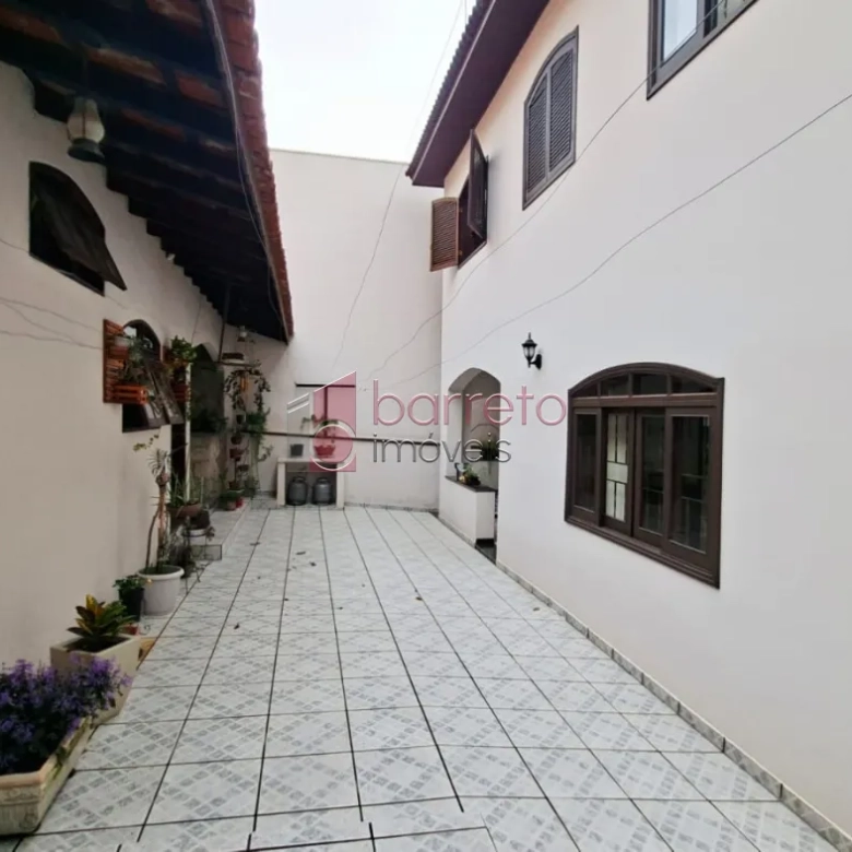 SOBRADO À VENDA NO BAIRRO VILA GALVÃO – JUNDIAÍ/SP