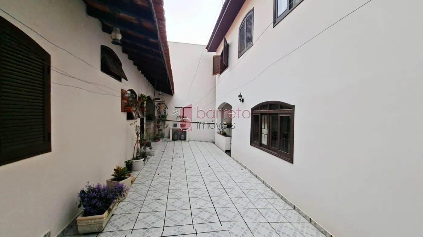 SOBRADO À VENDA NO BAIRRO VILA GALVÃO – JUNDIAÍ/SP