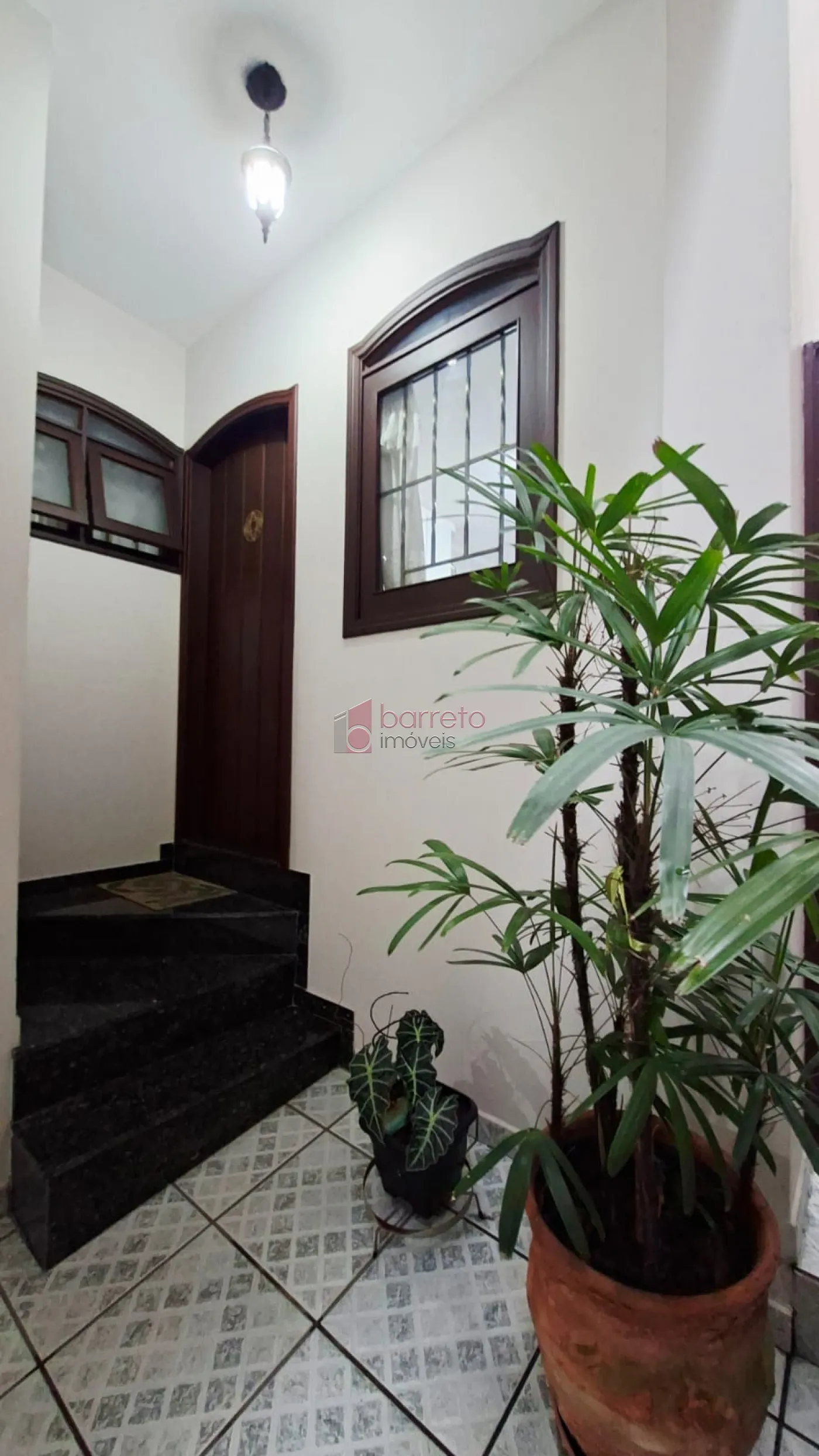 SOBRADO À VENDA NO BAIRRO VILA GALVÃO – JUNDIAÍ/SP