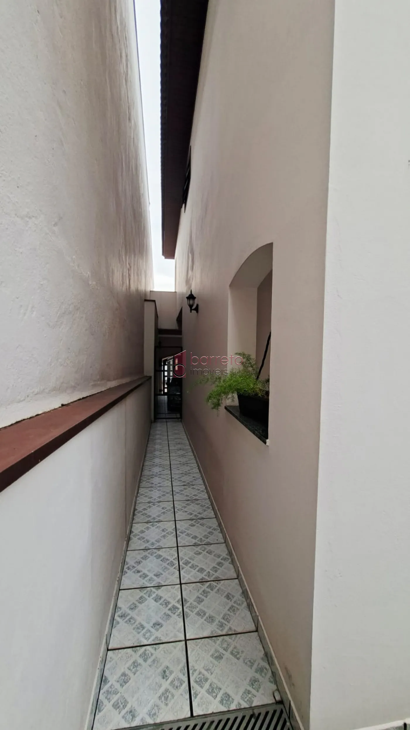 SOBRADO À VENDA NO BAIRRO VILA GALVÃO – JUNDIAÍ/SP