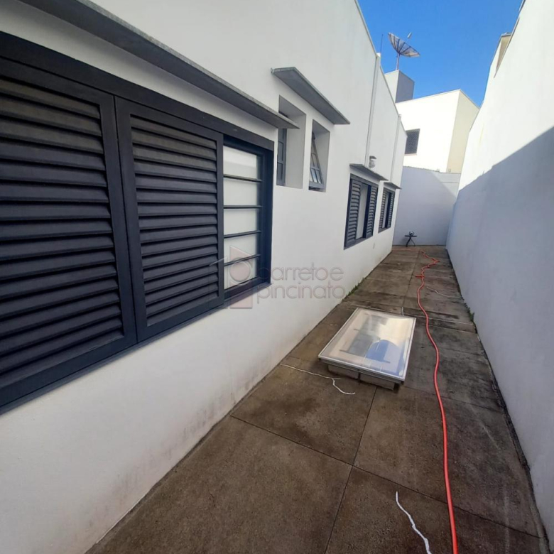 SOBRADO RESIDENCIAL/COMERCIAL PARA VENDA NO BAIRRO VILA MUNICIPAL – JUNDIAÍ/SP