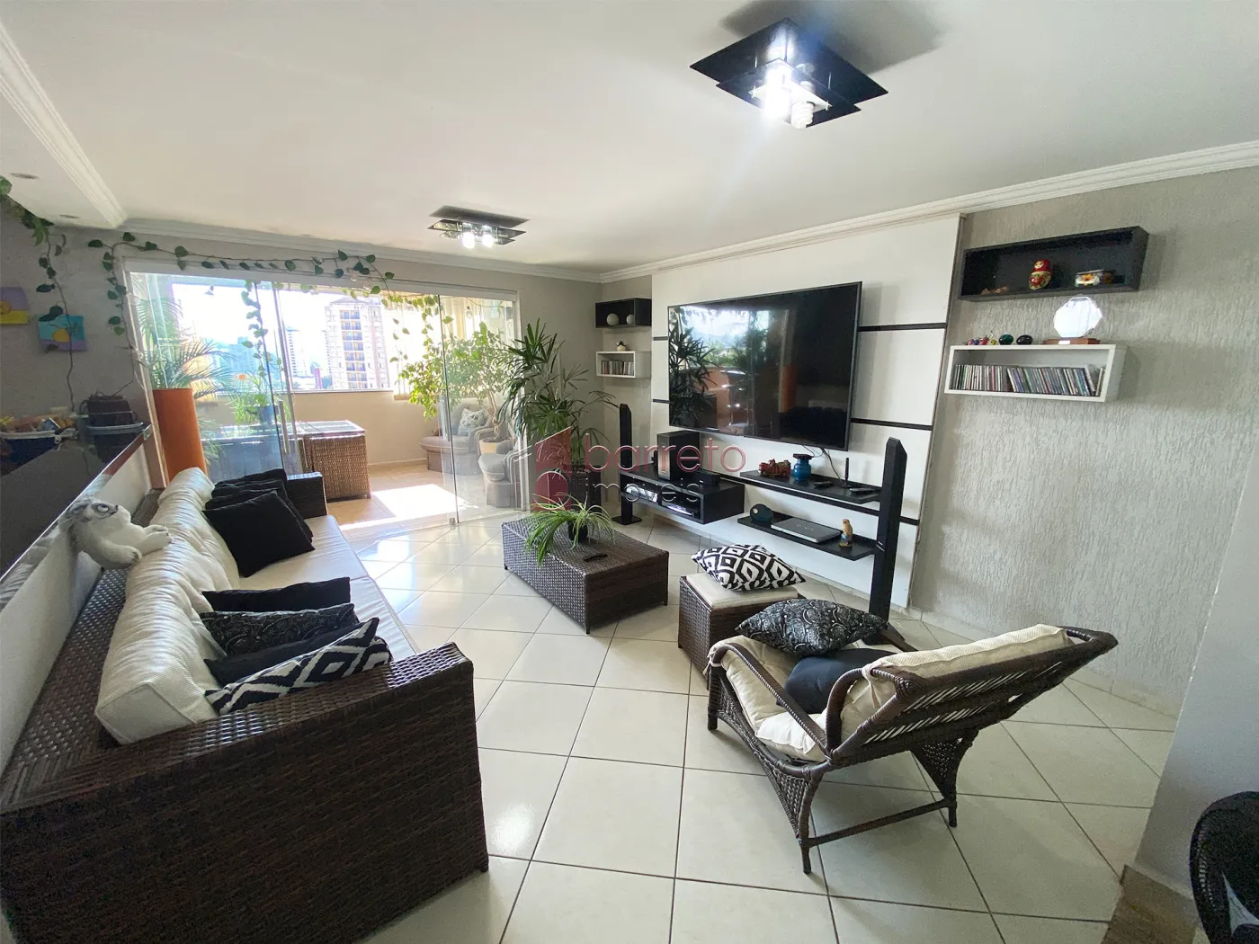 CASA À VENDA NA VILA NOVA ESPERIA EM JUNDIAÍ/SP