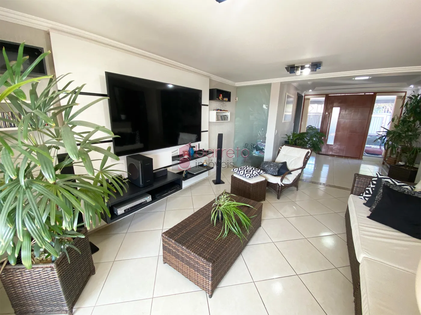 CASA À VENDA NA VILA NOVA ESPERIA EM JUNDIAÍ/SP