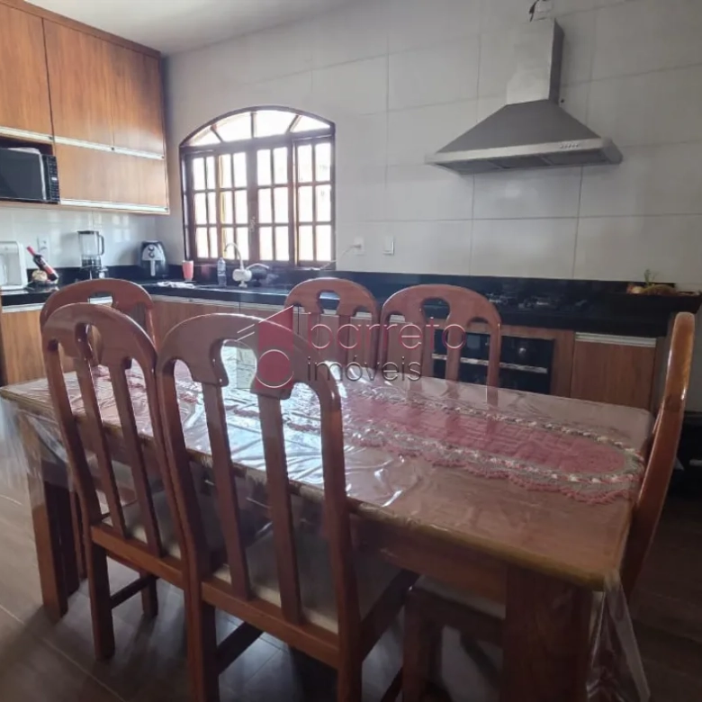 CASA TÉRREA À VENDA NO BAIRRO ÁGUA DOCE EM JUNDIAÍ/SP