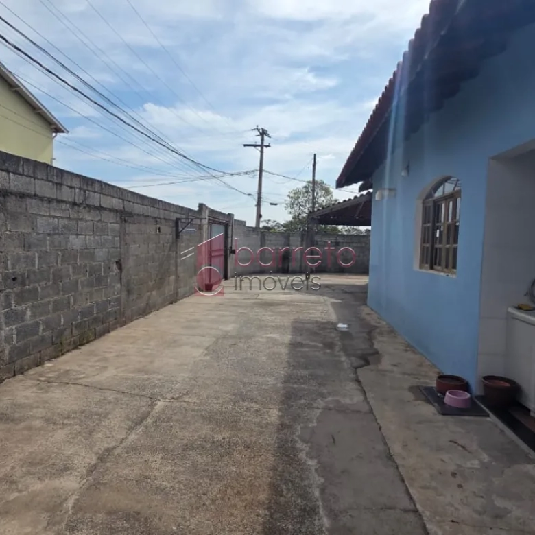 CASA TÉRREA À VENDA NO BAIRRO ÁGUA DOCE EM JUNDIAÍ/SP