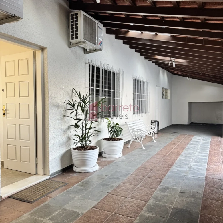 CASA TÉRREA PARA VENDA NO JARDIM CAXAMBÚ – JUNDIAÍ/SP