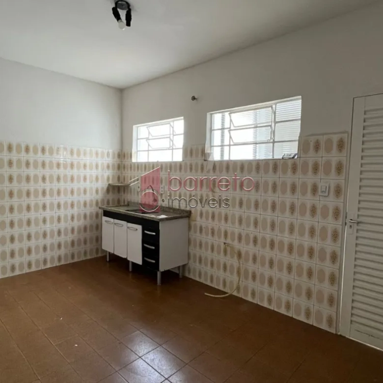CASA COM ENTRADA INDEPENDENTE PARA VENDA E LOCAÇÃO NO JARDIM BONFIGLIOLI – JUNDIAÍ/SP