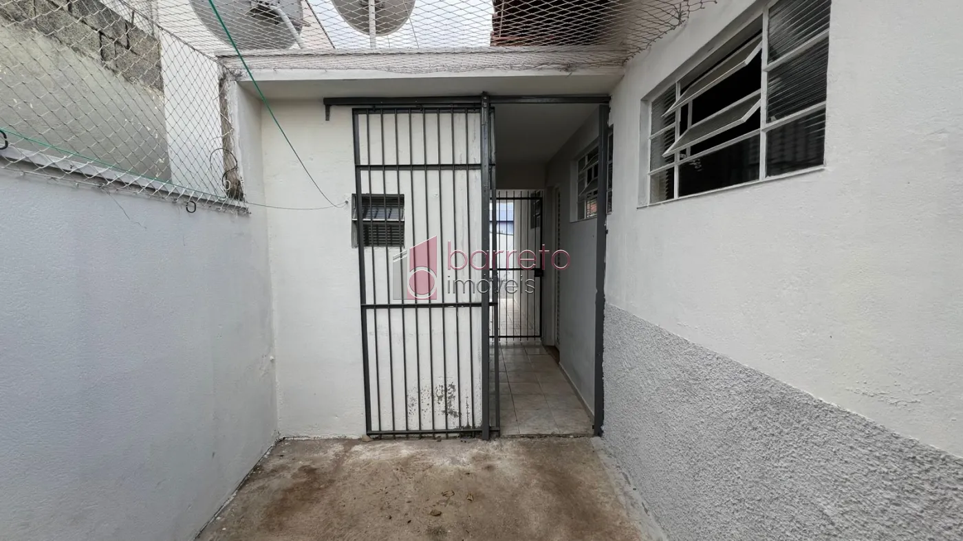CASA COM ENTRADA INDEPENDENTE PARA VENDA E LOCAÇÃO NO JARDIM BONFIGLIOLI – JUNDIAÍ/SP
