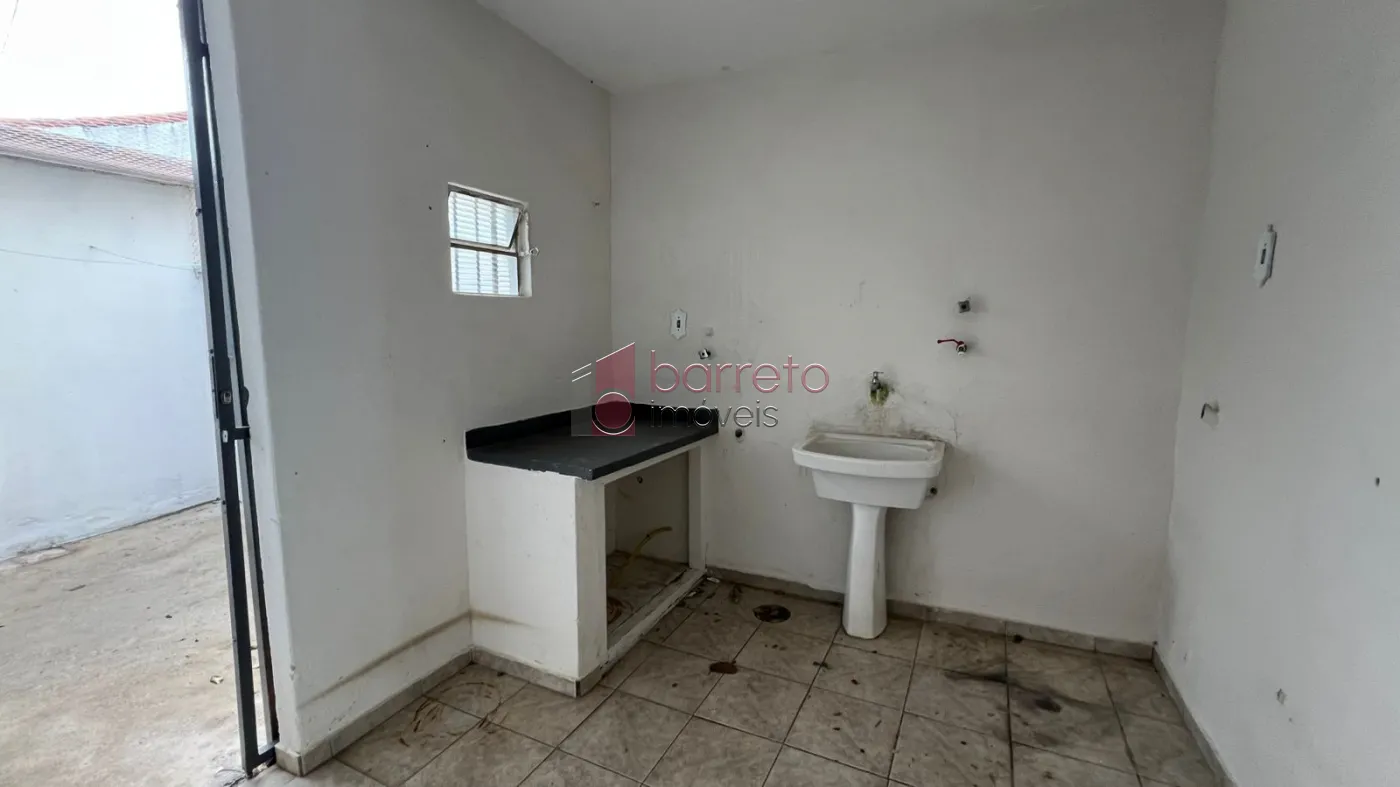 CASA COM ENTRADA INDEPENDENTE PARA VENDA E LOCAÇÃO NO JARDIM BONFIGLIOLI – JUNDIAÍ/SP