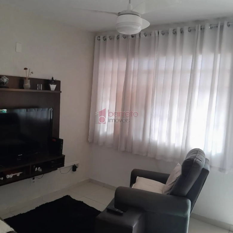 CASA TÉRREA COM EDÍCULA À VENDA NO JARDIM BÚFALO EM JUNDIAÍ/SP