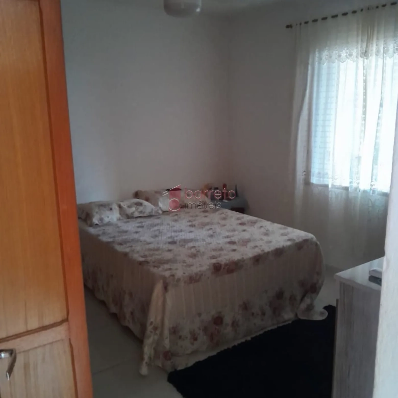 CASA TÉRREA COM EDÍCULA À VENDA NO JARDIM BÚFALO EM JUNDIAÍ/SP