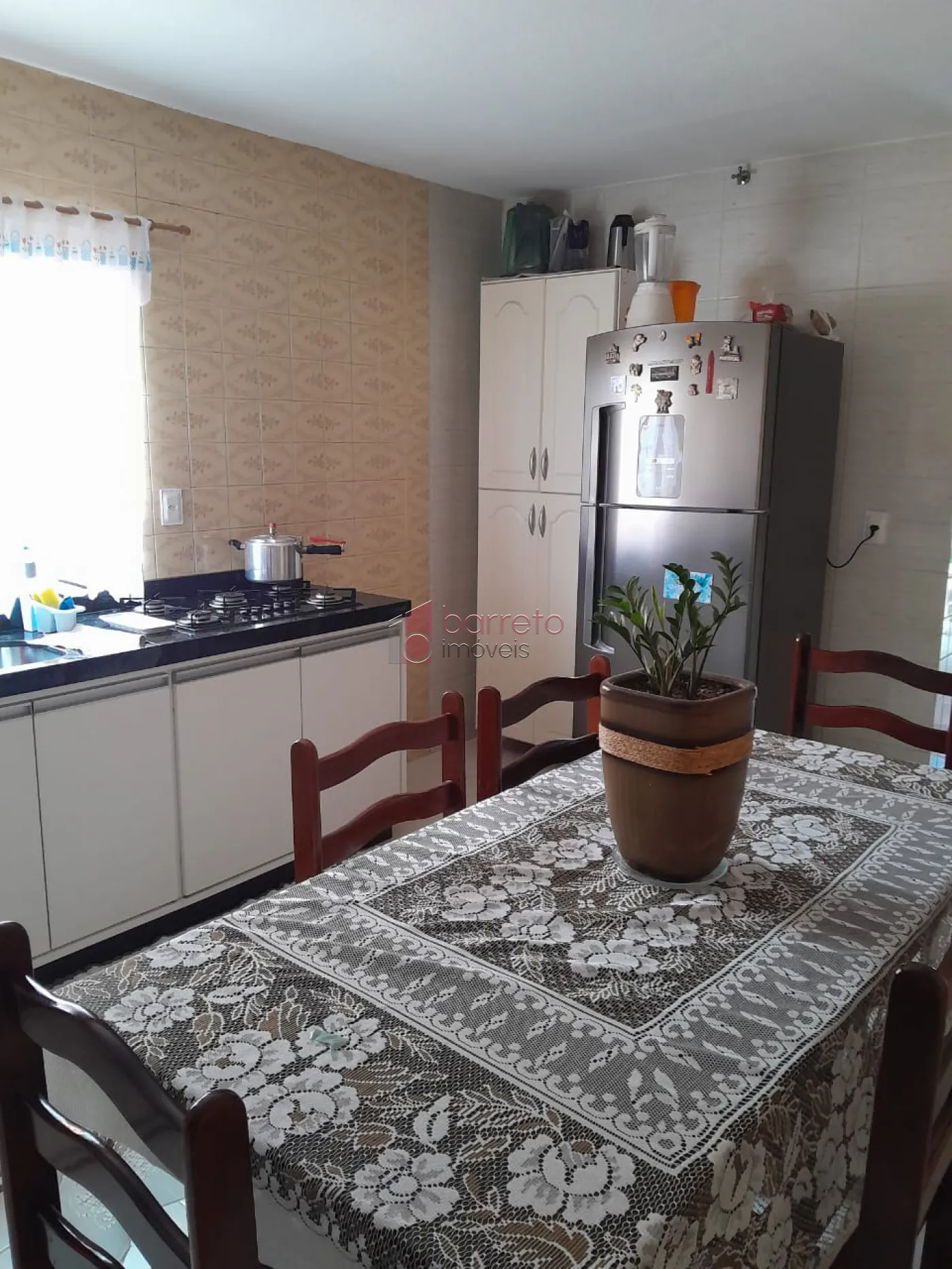 CASA TÉRREA COM EDÍCULA À VENDA NO JARDIM BÚFALO EM JUNDIAÍ/SP