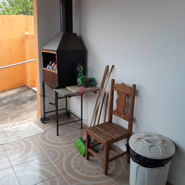 CASA TÉRREA COM EDÍCULA À VENDA NO JARDIM BÚFALO EM JUNDIAÍ/SP