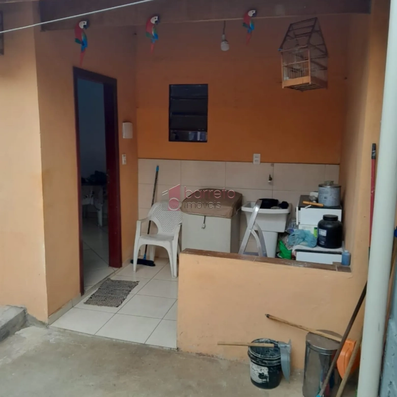 CASA TÉRREA COM EDÍCULA À VENDA NO JARDIM BÚFALO EM JUNDIAÍ/SP