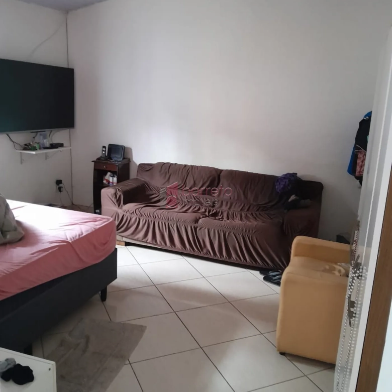 CASA TÉRREA COM EDÍCULA À VENDA NO JARDIM BÚFALO EM JUNDIAÍ/SP