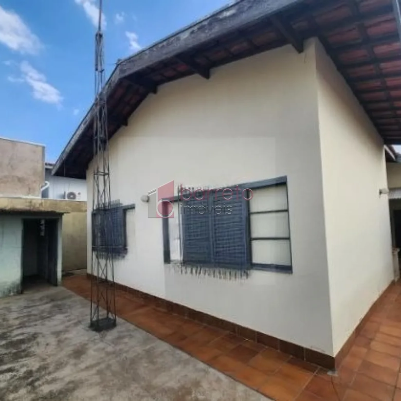 CASA TÉRREA PARA VENDA E LOCAÇÃO NO BAIRRO JARDIM PLANALTO – JUNDIAÍ/SP