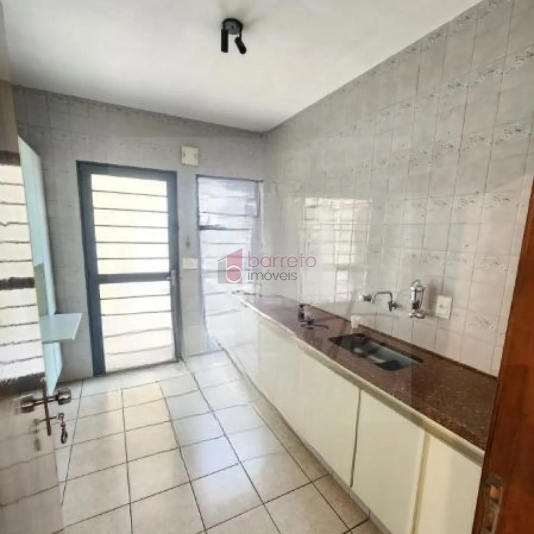 CASA TÉRREA PARA VENDA E LOCAÇÃO NO BAIRRO JARDIM PLANALTO – JUNDIAÍ/SP