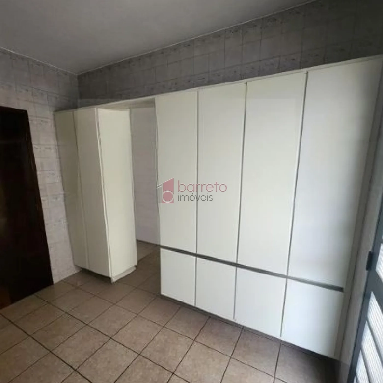 CASA TÉRREA PARA VENDA E LOCAÇÃO NO BAIRRO JARDIM PLANALTO – JUNDIAÍ/SP