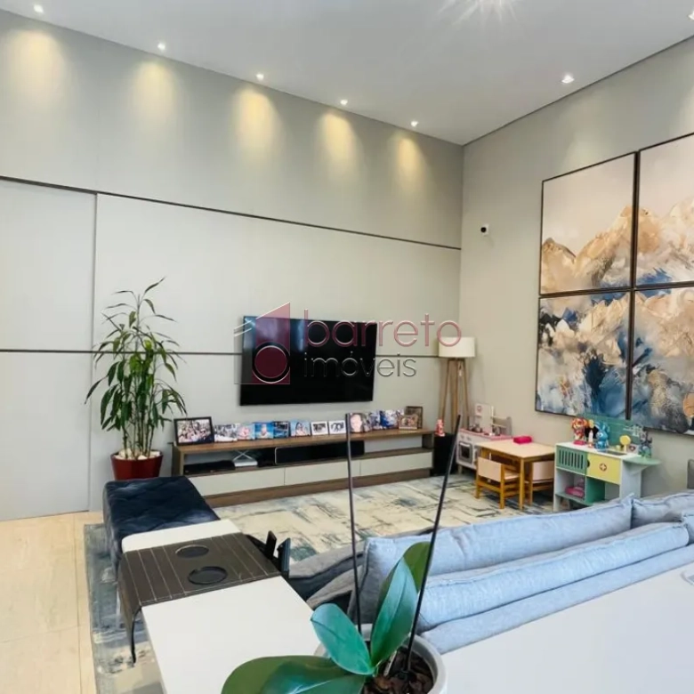 CASA TÉRREA À VENDA NO LOTEAMENTO VALE AZUL I EM JUNDIAÍ/SP