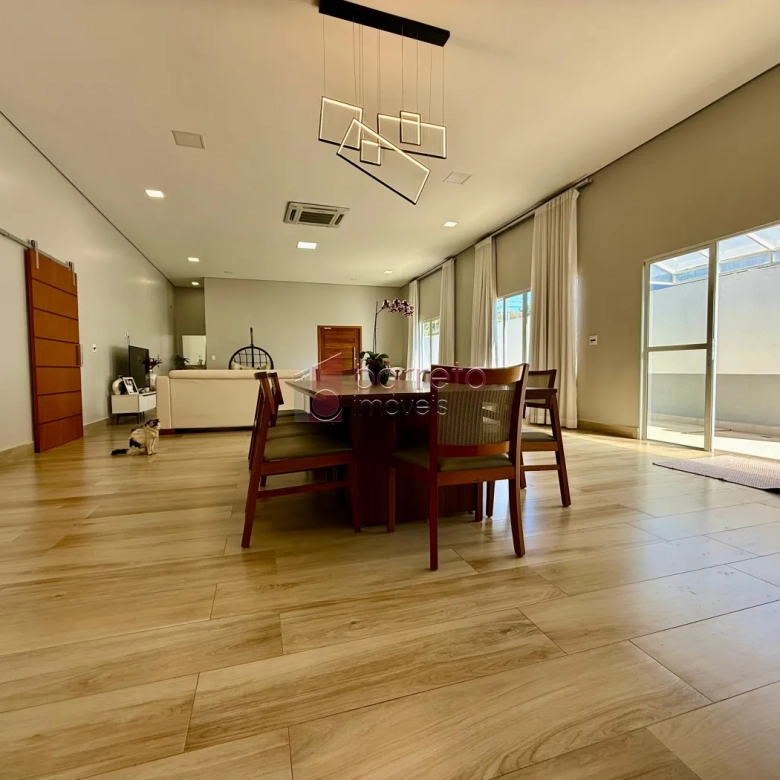 CASA TÉRREA PARA VENDA NO MEDEIROS – JUNDIAÍ/SP