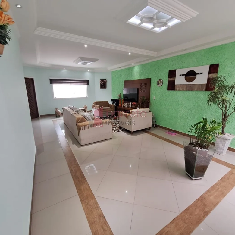 CASA TERREA À VENDA NO BAIRRO PARQUE DA REPRESA EM JUNDIAÍ/SP