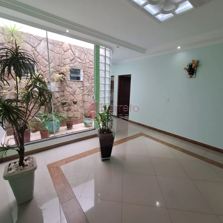 CASA TERREA À VENDA NO BAIRRO PARQUE DA REPRESA EM JUNDIAÍ/SP