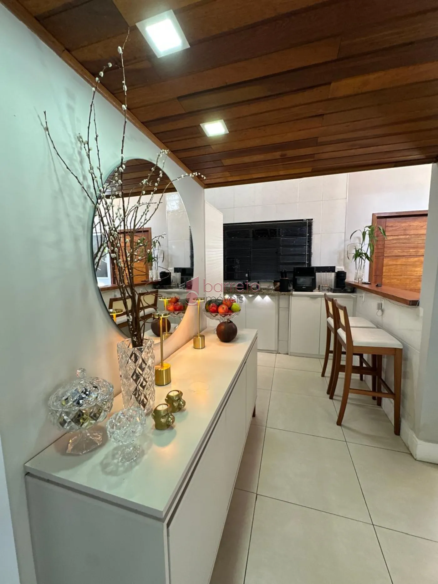 CASA TÉRREA COM MEZANINO À VENDA – 03 QUARTOS – PARQUE RESIDENCIAL JUNDIAÍ – JUNDIAÍ/SP