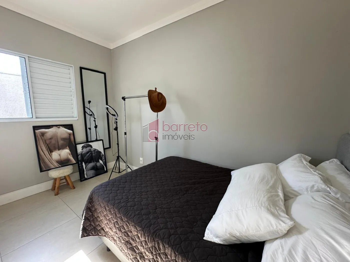 CASA TÉRREA COM MEZANINO À VENDA – 03 QUARTOS – PARQUE RESIDENCIAL JUNDIAÍ – JUNDIAÍ/SP