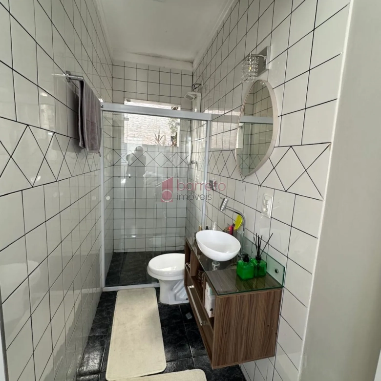 CASA TÉRREA COM MEZANINO À VENDA – 03 QUARTOS – PARQUE RESIDENCIAL JUNDIAÍ – JUNDIAÍ/SP