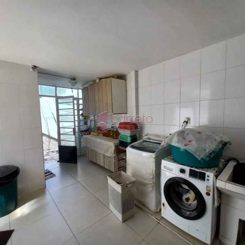 CASA TÉRREA PARA VENDA COM SALÃO E TERRENO NO BAIRRO PONTE SÃO JOÃO – JUNDIAÍ/SP