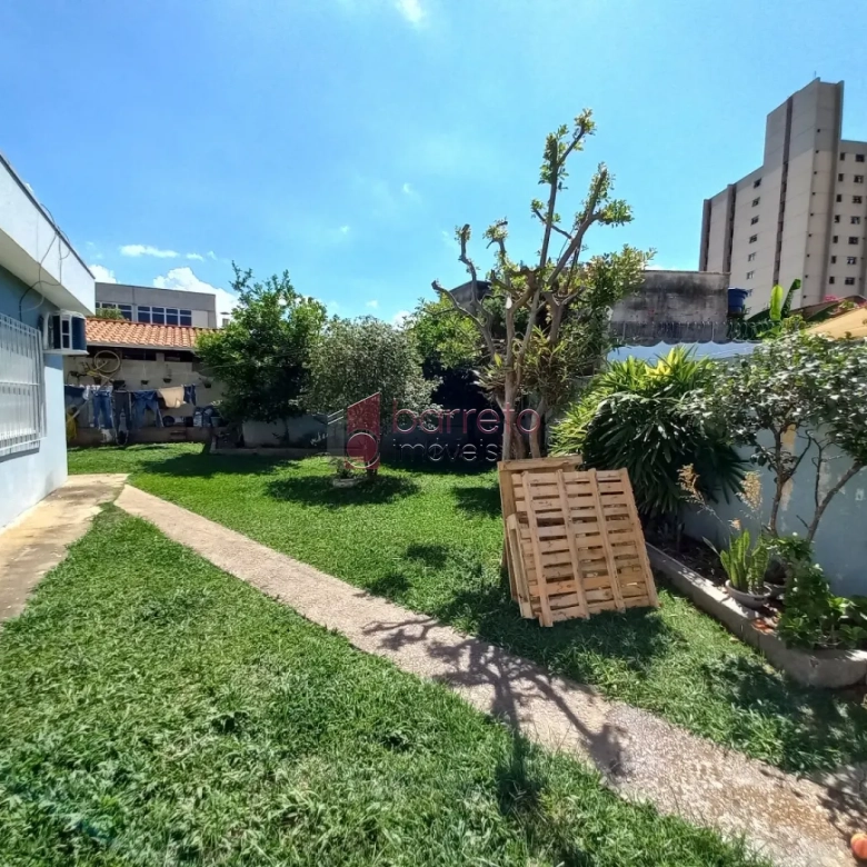 CASA TÉRREA PARA VENDA COM SALÃO E TERRENO NO BAIRRO PONTE SÃO JOÃO – JUNDIAÍ/SP