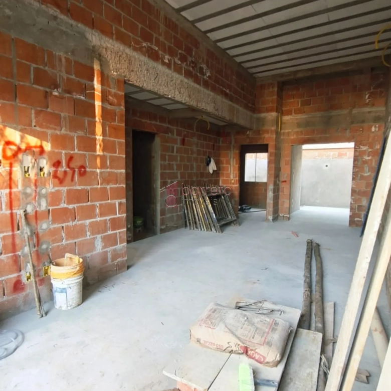 CASA TÉRREA EM CONSTRUÇÃO PARA VENDA NO RESIDENCIAL SANTA GIOVANA – JUNDIAÍ/SP