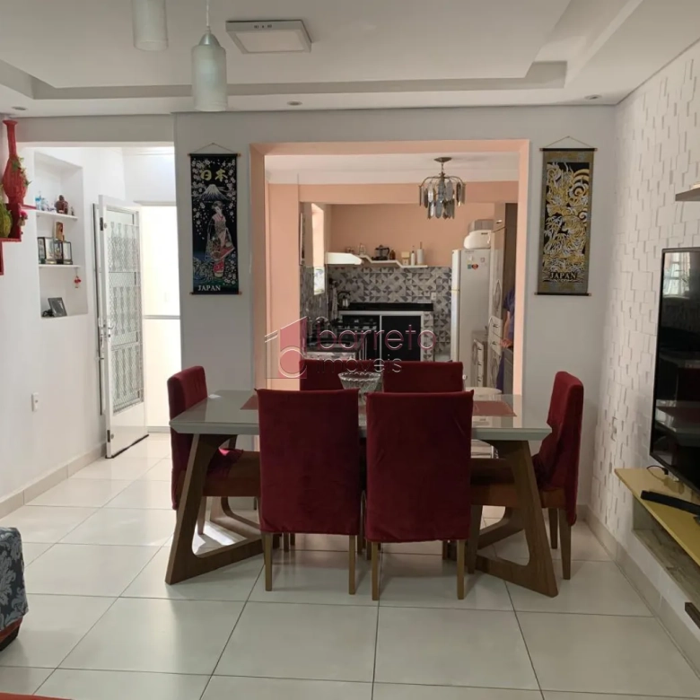 CASA TÉRREA À VENDA NO BAIRRO VILA RAFAEL DE OLIVEIRA EM JUNDIAÍ/SP