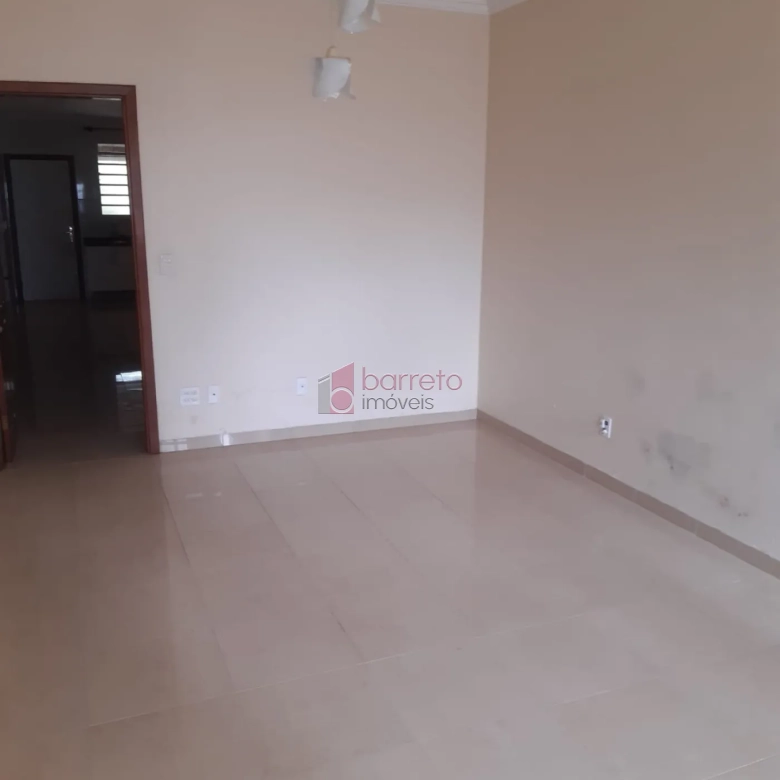 CASA TÉRREA PARA VENDA NO BAIRRO VIANELO EM JUNDIAÍ/SP