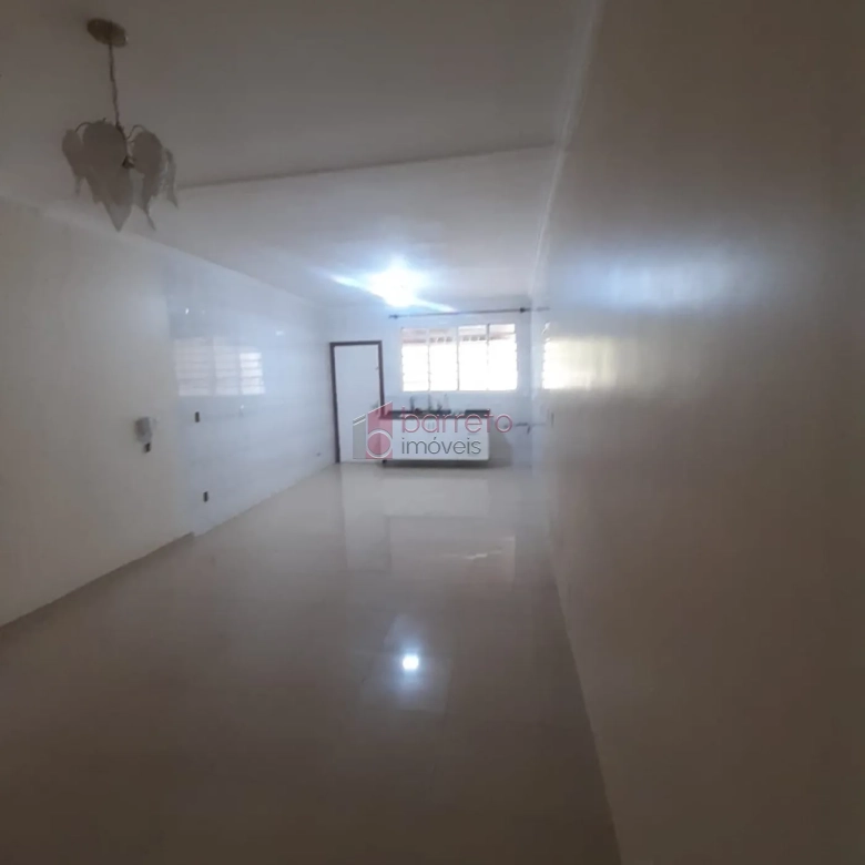 CASA TÉRREA PARA VENDA NO BAIRRO VIANELO EM JUNDIAÍ/SP