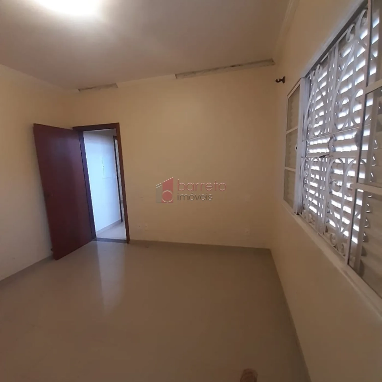 CASA TÉRREA PARA VENDA NO BAIRRO VIANELO EM JUNDIAÍ/SP