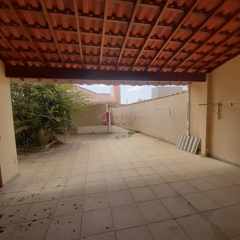 CASA TÉRREA PARA VENDA NO BAIRRO VIANELO EM JUNDIAÍ/SP
