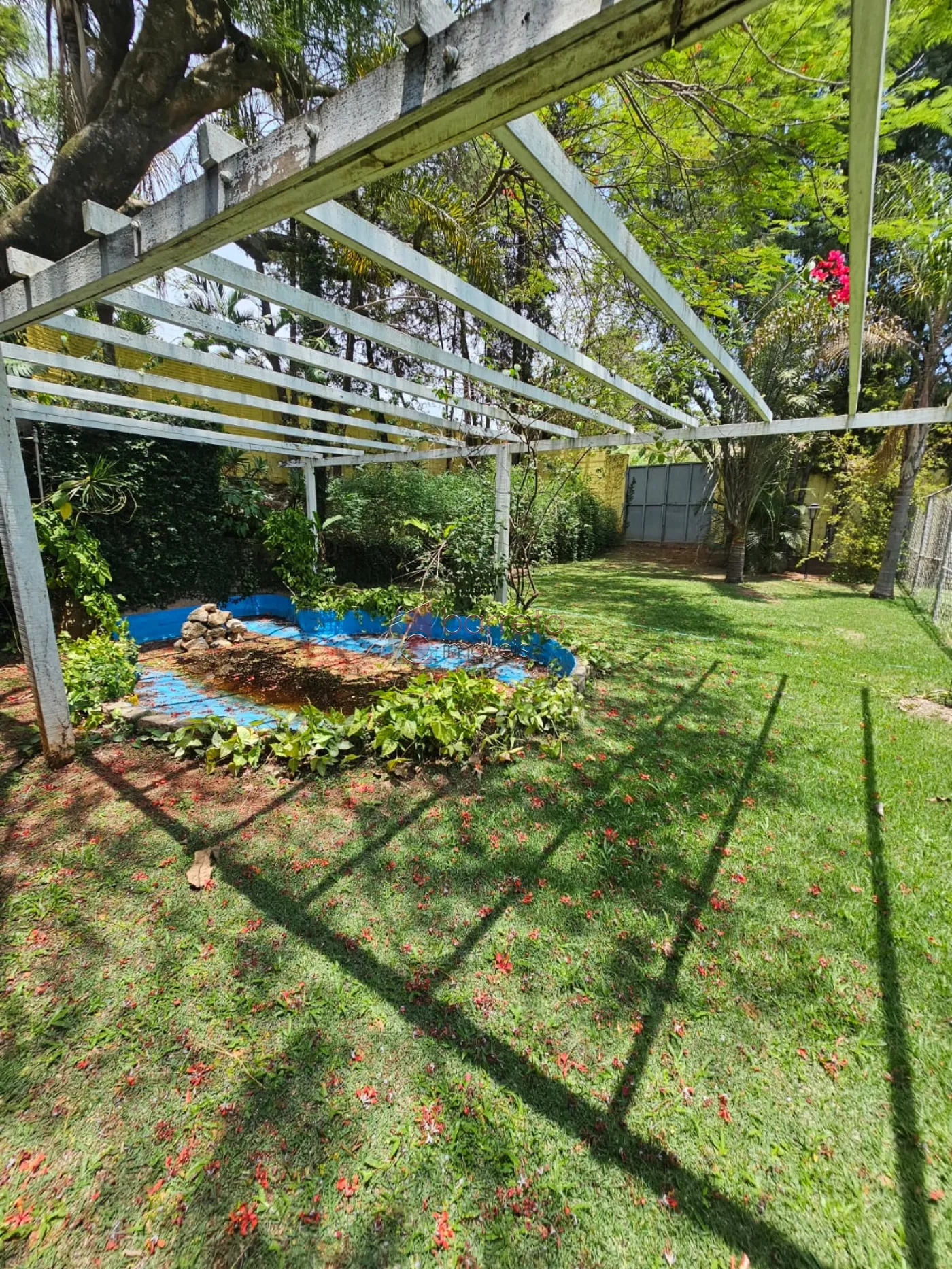 CHÁCARA À VENDA PARA MORADIA E SALÃO DE FESTAS PARA RENDA NO BAIRRO DOS FERNANDES EM JUNDIAÍ/SP