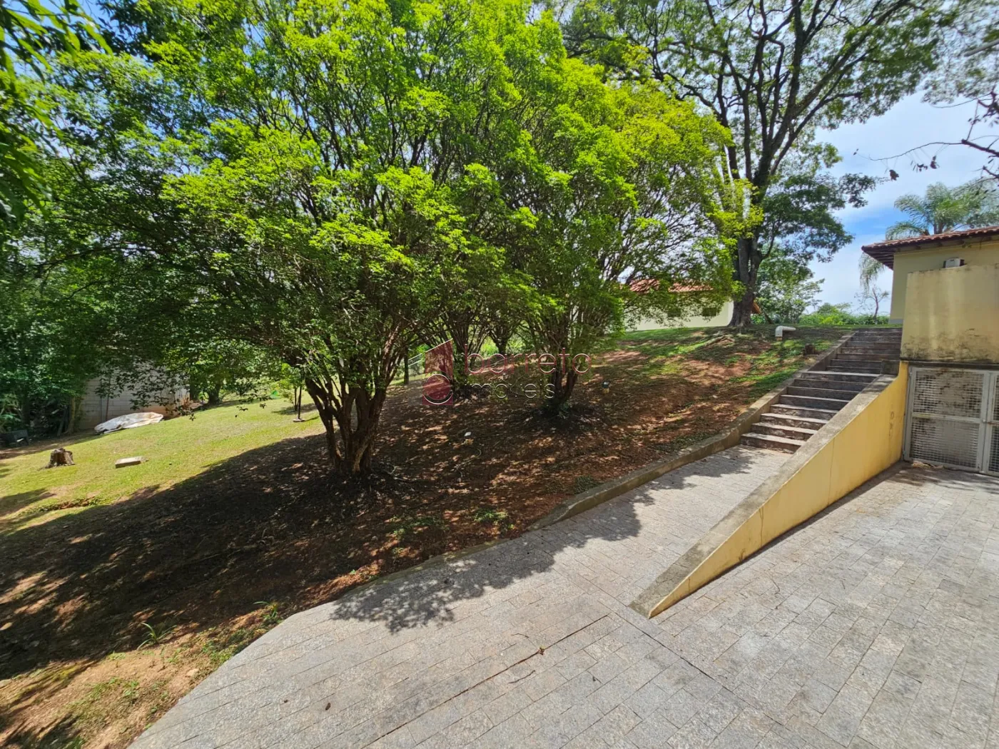 CHÁCARA À VENDA PARA MORADIA E SALÃO DE FESTAS PARA RENDA NO BAIRRO DOS FERNANDES EM JUNDIAÍ/SP