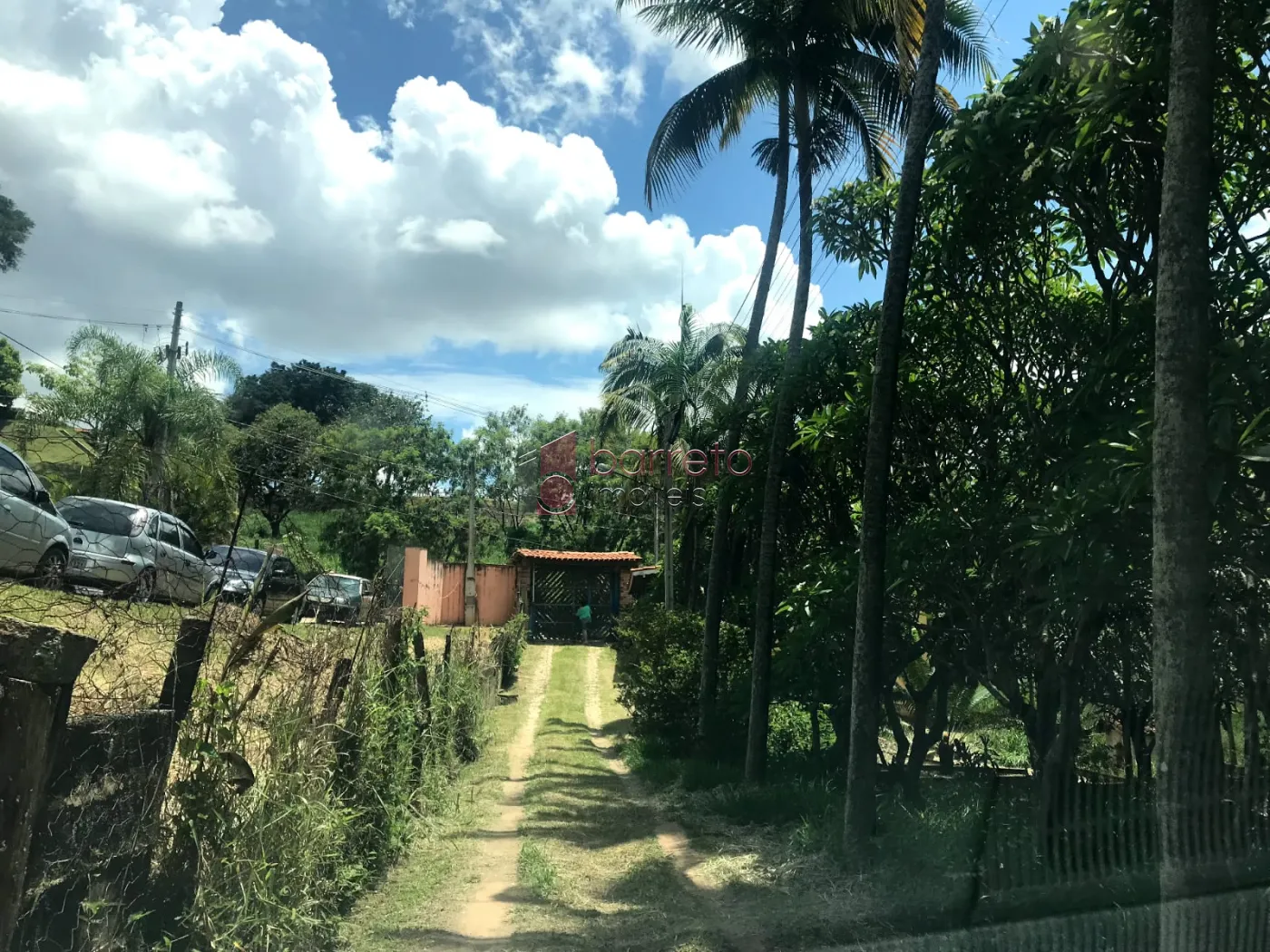 CHÁCARA PARA VENDA OU LOCAÇÃO NO BOSQUE DOS PINHEIRINHOS – JUNDIAÍ/SP